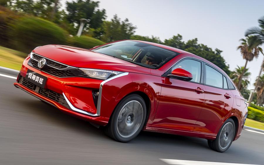 DongFeng Aeolus Yixuan '2019